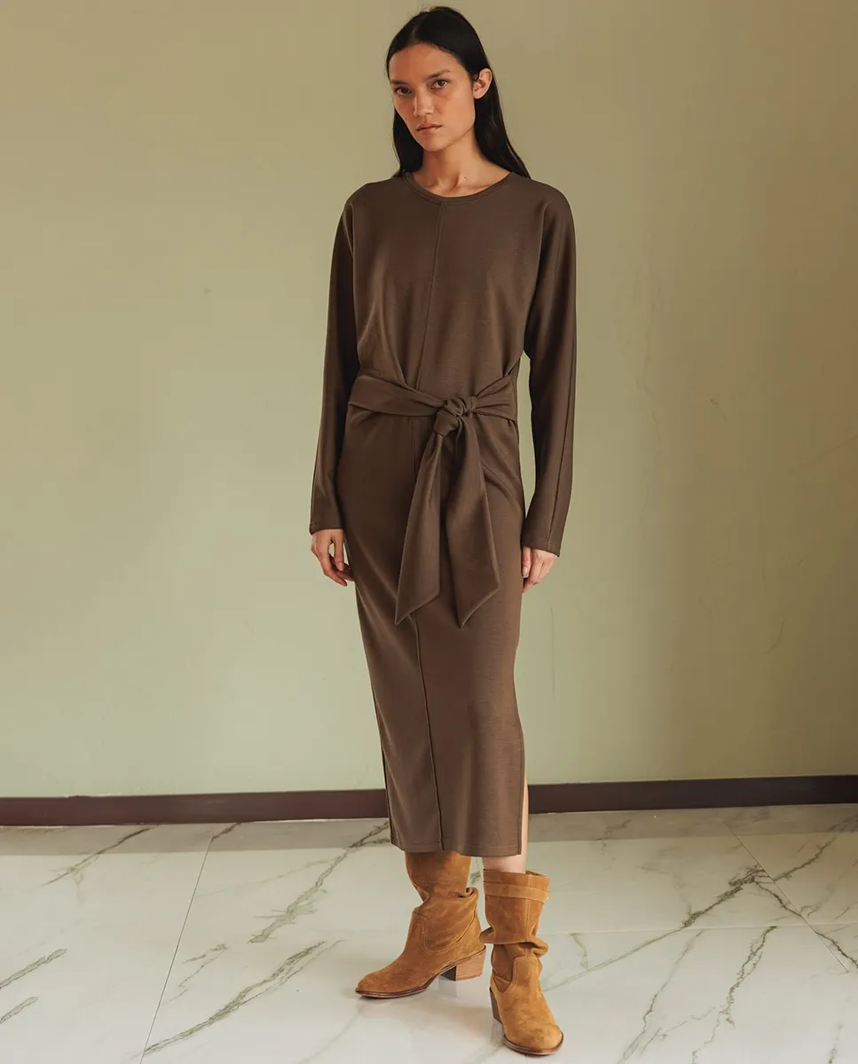 Платье с длинными рукавами и круглым вырезом Indi & Cold, темно-коричневый
Платье с длинными рукавами и круглым вырезом Indi & Cold, темно-коричневый