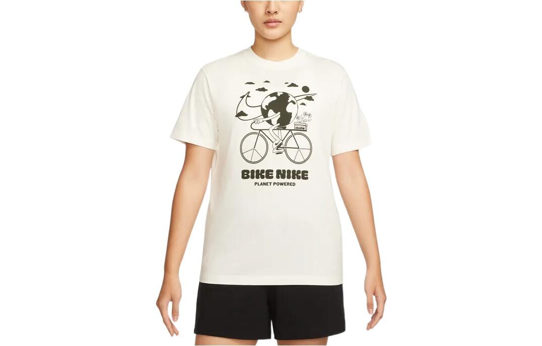 Футболка женская белая Nike
Футболка женская белая Nike