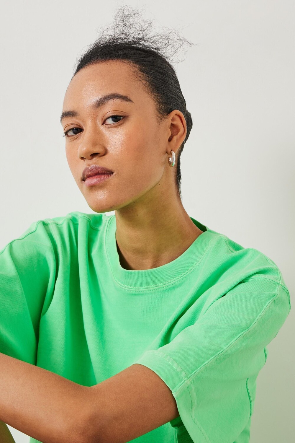 Хлопковая футболка оверсайз Flo Hush, зеленый
Хлопковая футболка оверсайз Flo Hush, зеленый