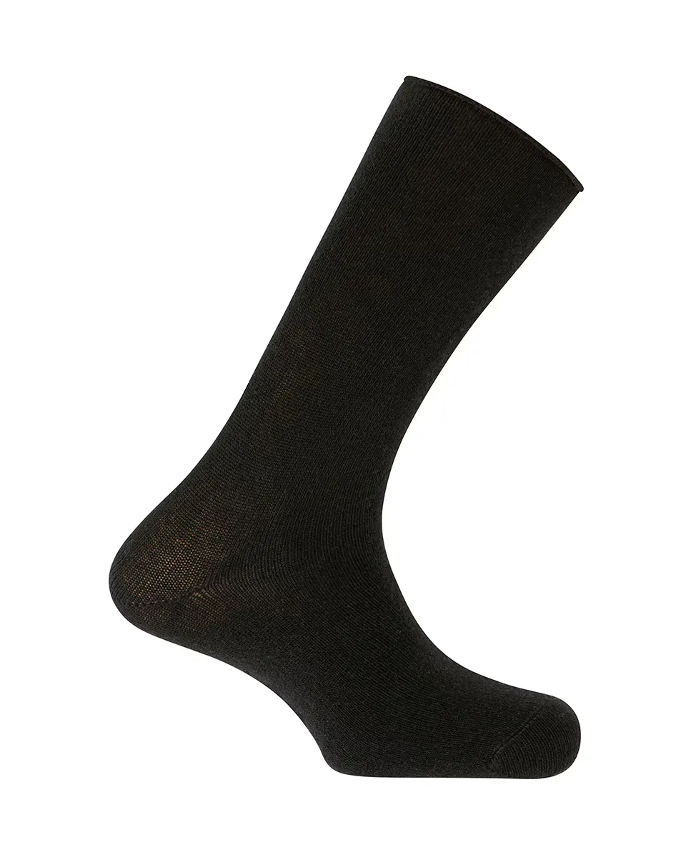 Мужские носки из кашемировой шерсти черного цвета Punto Blanco
Мужские носки из кашемировой шерсти черного цвета Punto Blanco