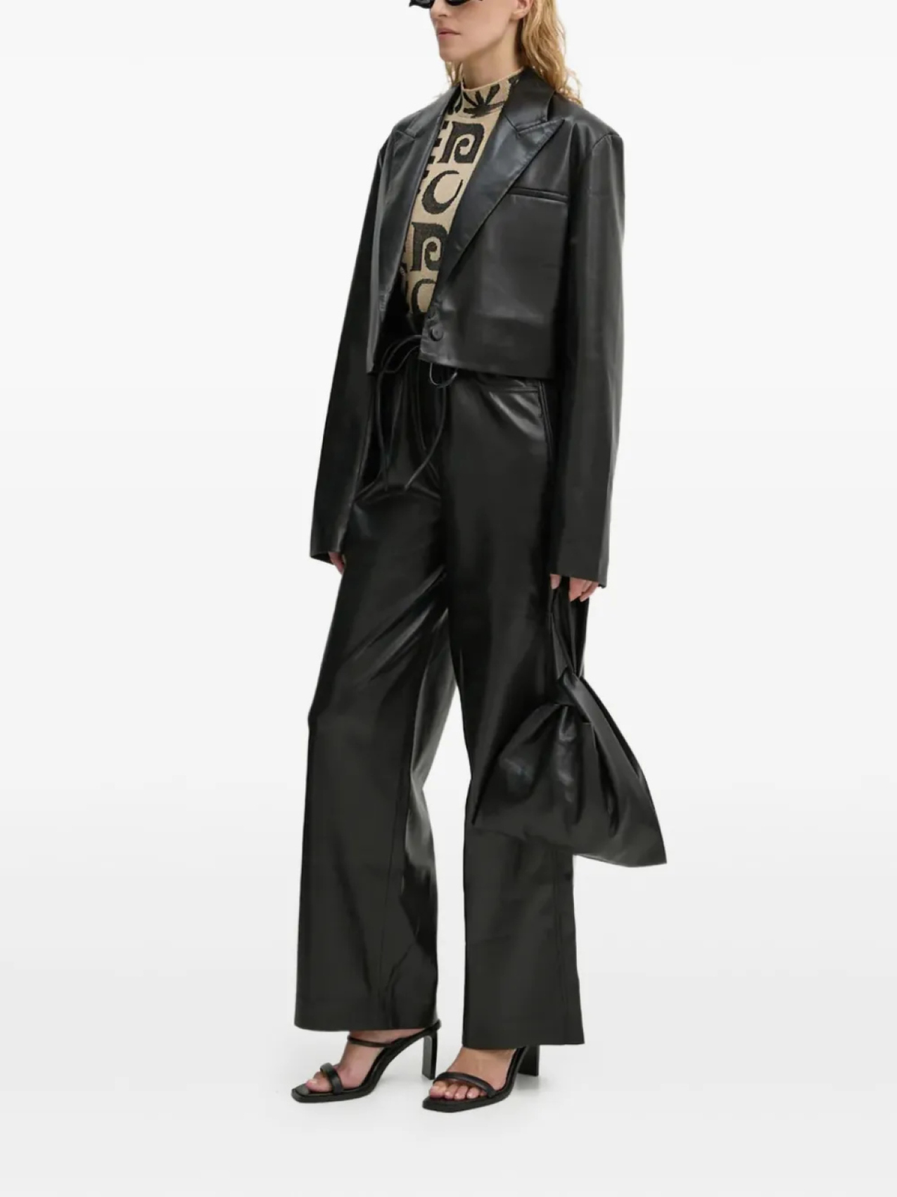 Брюки Nanushka на завязках, черный
Брюки Nanushka на завязках, черный