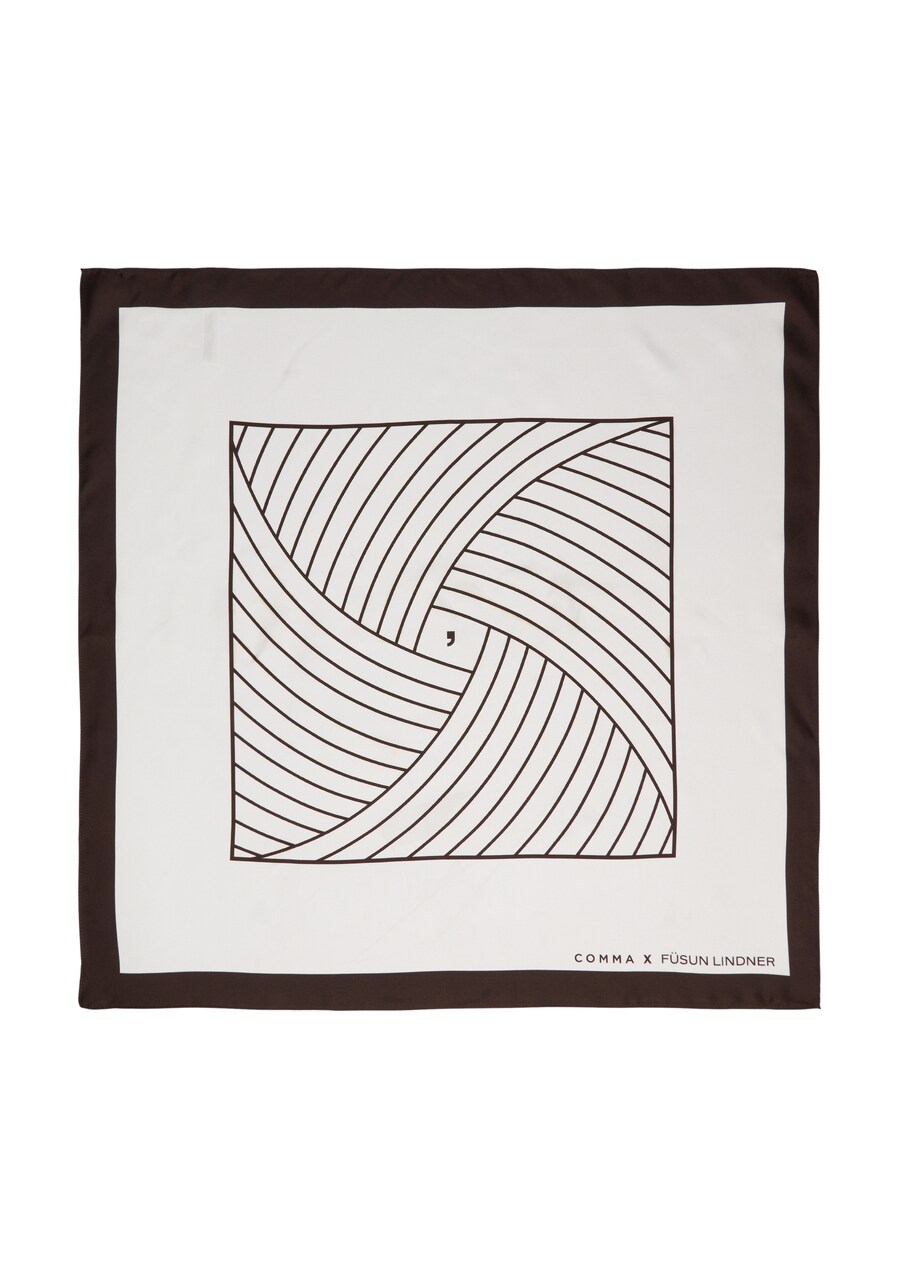 Шарф COMMA, Off white
Шарф COMMA, Off white