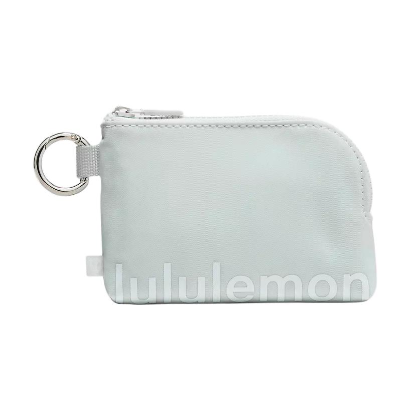 Lululemon Полиэстеровый картхолдер унисекс Мятный бриз и Белый, Mint Breeze & White 
Lululemon Полиэстеровый картхолдер унисекс Мятный бриз и Белый, Mint Breeze & White