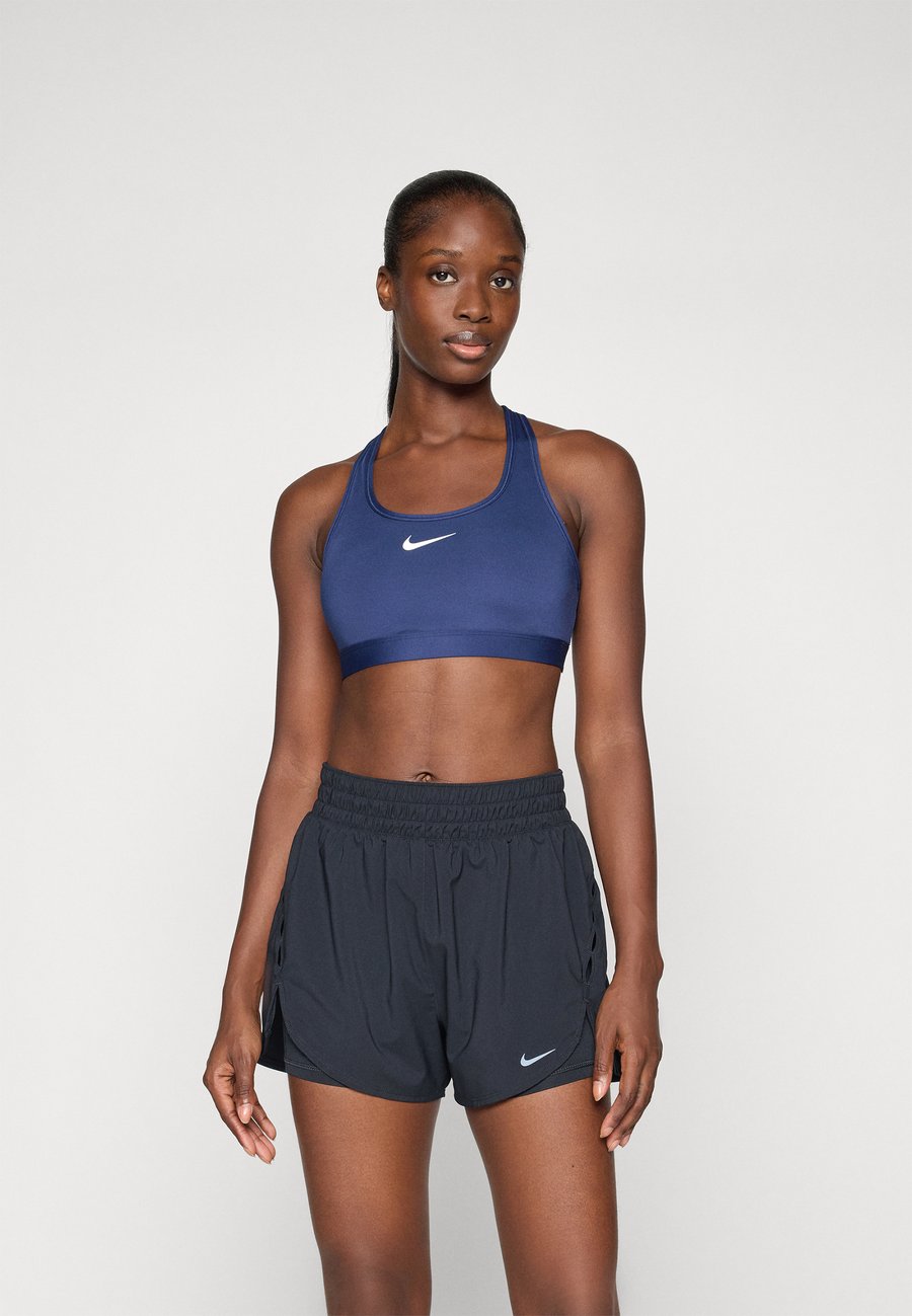 Бюстгальтер Nike Performance BRA, Navy/Dark Blue
Бюстгальтер Nike Performance BRA, Navy/Dark Blue