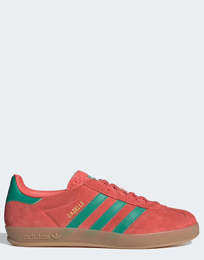 Кроссовки для дома Adidas Originals Gazelle в любимых алых и зеленых тонах
Кроссовки для дома Adidas Originals Gazelle в любимых алых и зеленых тонах