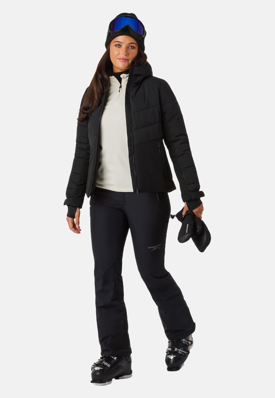 Лыжные брюки Swedemount VAIL W, Black
Лыжные брюки Swedemount VAIL W, Black