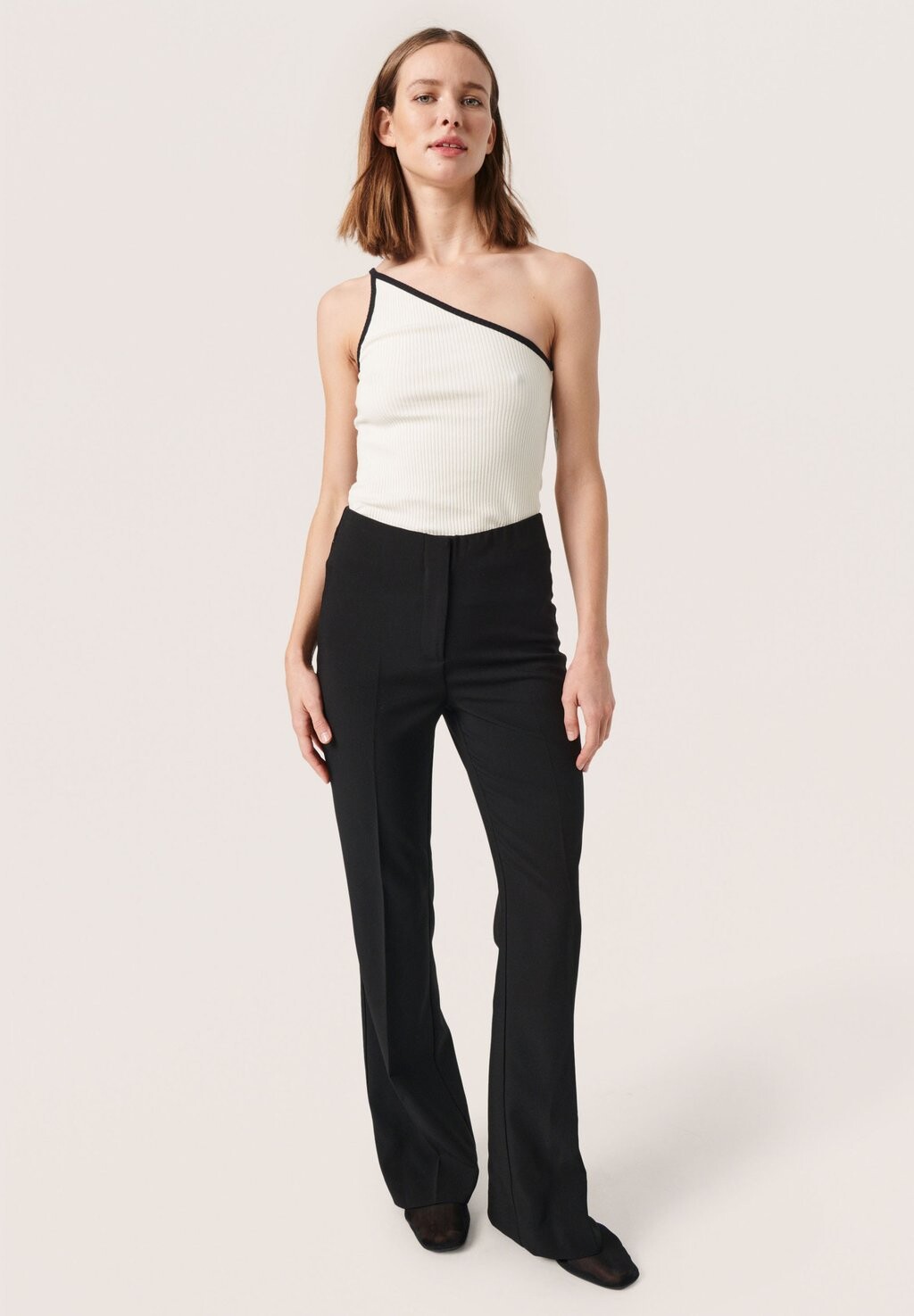 Топ SIMONE STRAP Soaked in Luxury, молочный
Топ SIMONE STRAP Soaked in Luxury, молочный