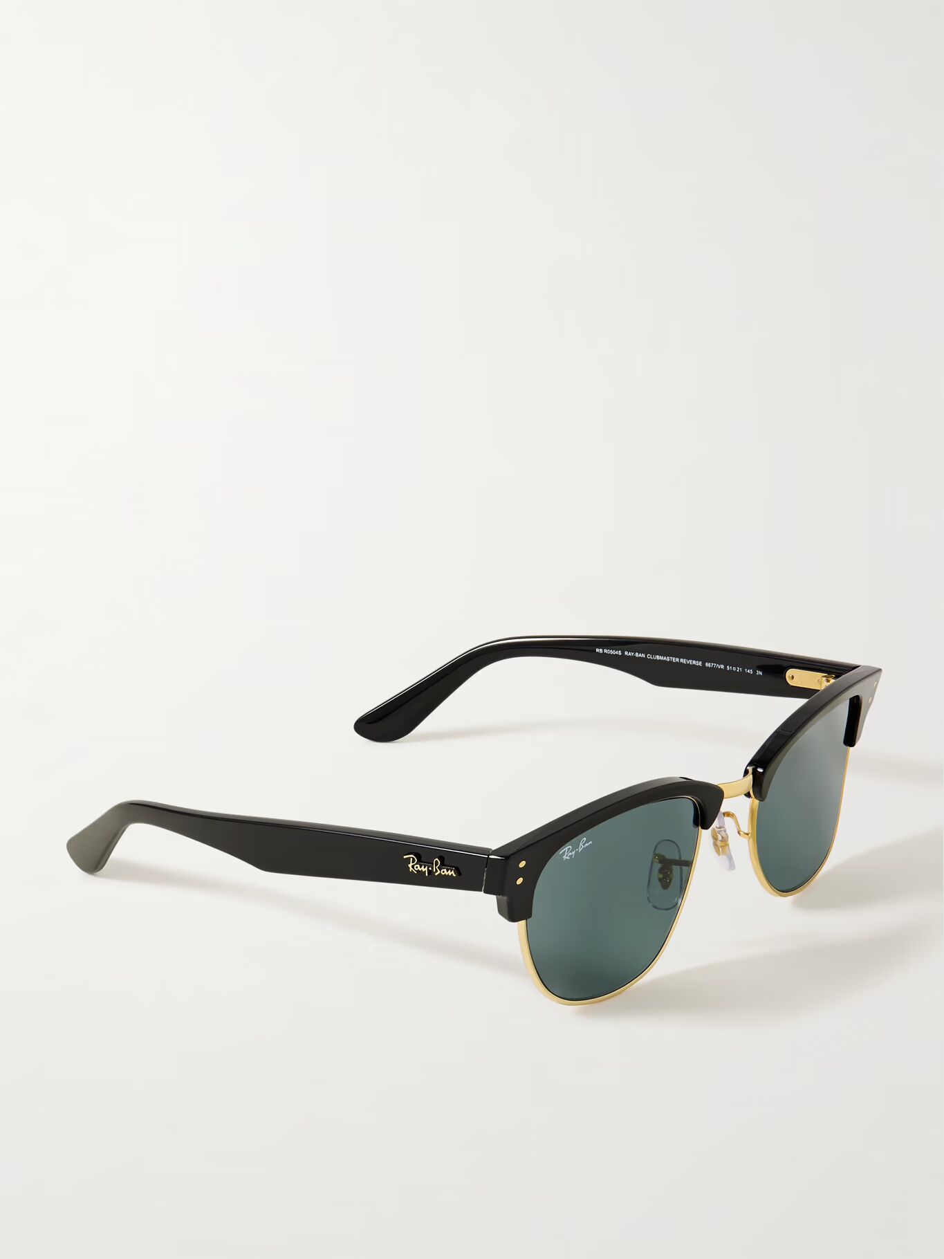 Солнцезащитные очки Clubmaster Reverse D-Frame из ацетата и золотистого оттенка RAY-BAN, черный
Солнцезащитные очки Clubmaster Reverse D-Frame из ацетата и золотистого оттенка RAY-BAN, черный