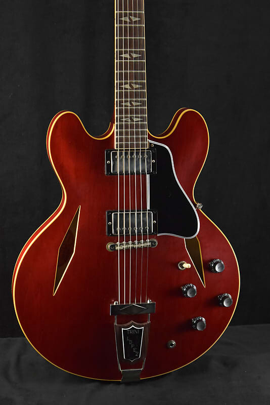 Электрогитара Gibson Custom Shop 1964 Trini Lopez Standard Reissue Sixties Cherry
Электрогитара Gibson Custom Shop 1964 Trini Lopez Standard Reissue Sixties Cherry