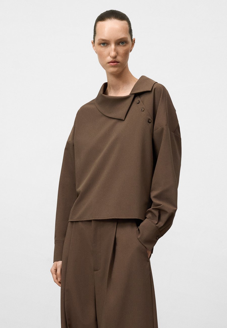 Топ ADOLFO DOMINGUEZ Long sleeved top, Brown
Топ ADOLFO DOMINGUEZ Long sleeved top, Brown