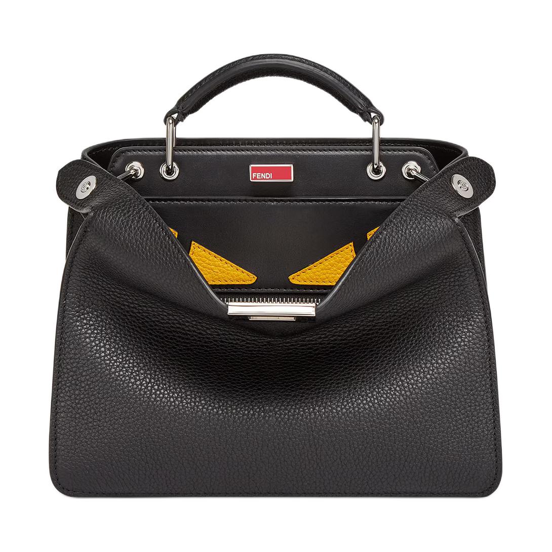 FENDI Чёрная кожаная сумка через плечо унисекс
FENDI Чёрная кожаная сумка через плечо унисекс