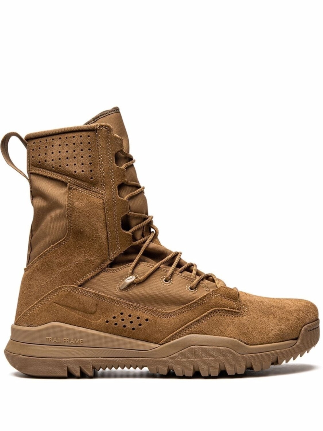 Nike ботинки SFB Field 2 8 Inch, коричневый
Nike ботинки SFB Field 2 8 Inch, коричневый
