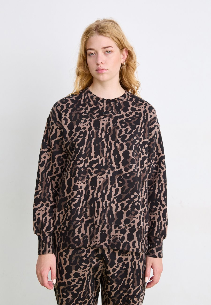 Джемпер Nike Sportswear CREW, Black
Джемпер Nike Sportswear CREW, Black