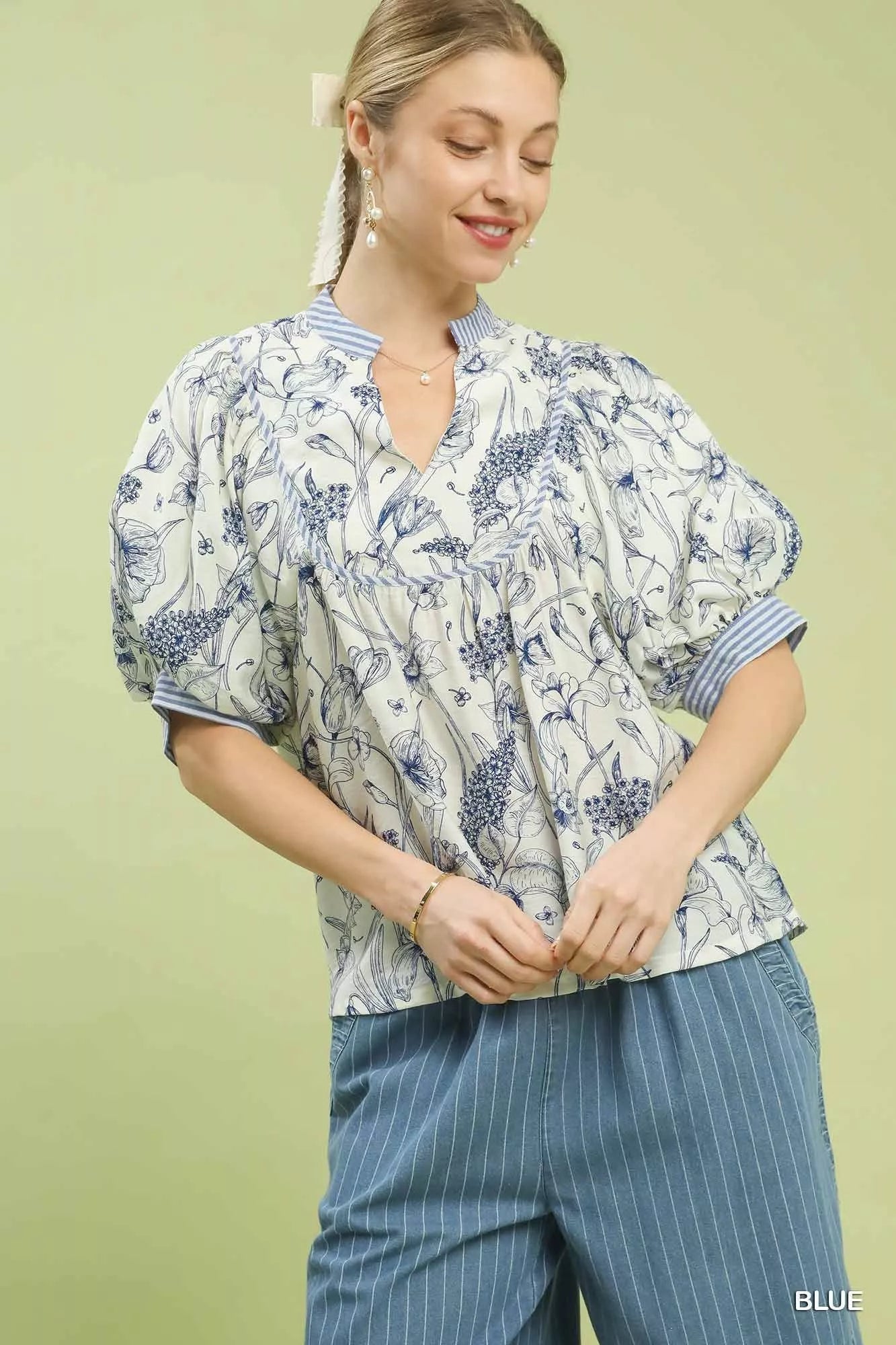 Топ с рукавами-фонариками и разрезом на воротнике, с комбинированным принтом TRUEDAMES, синий
Топ с рукавами-фонариками и разрезом на воротнике, с комбинированным принтом TRUEDAMES, синий