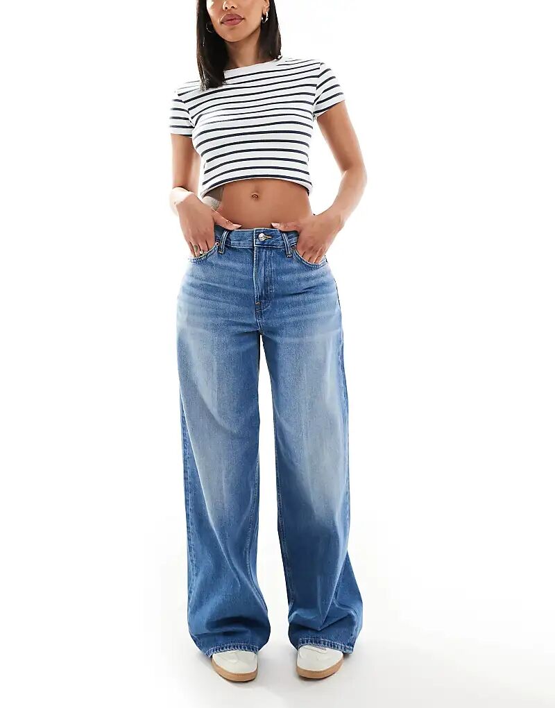 Джинсы Calvin Klein Jeans с низкой посадкой, средне-синего цвета
Джинсы Calvin Klein Jeans с низкой посадкой, средне-синего цвета