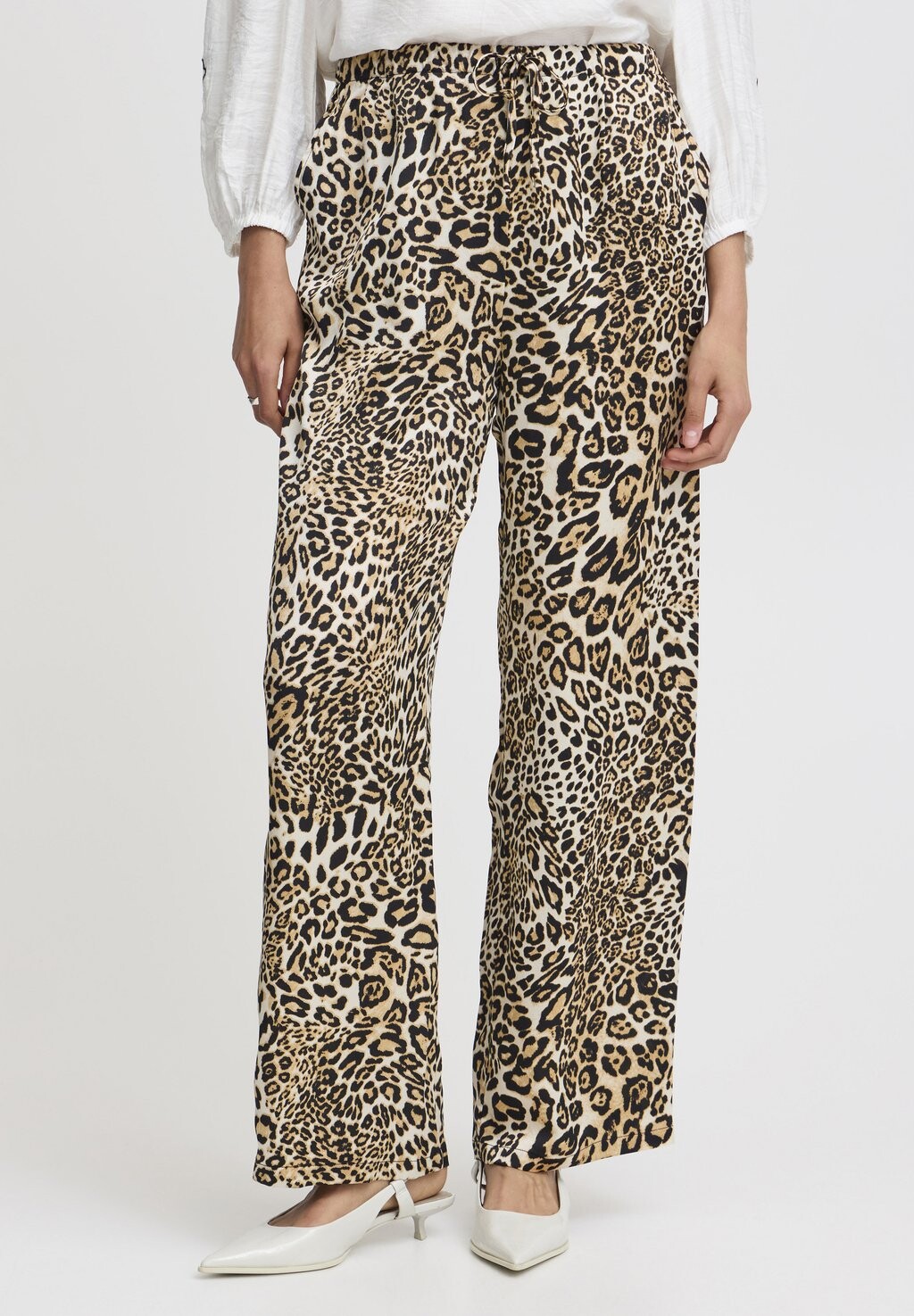 Тканевые брюки ICAT b.young, черный
Тканевые брюки ICAT b.young, черный