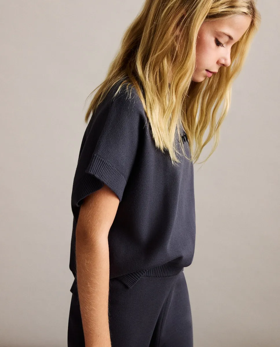 Жилет с фантазийным флокированным текстом для девочки Coconut El Corte Inglés, антрацитовый
Жилет с фантазийным флокированным текстом для девочки Coconut El Corte Inglés, антрацитовый