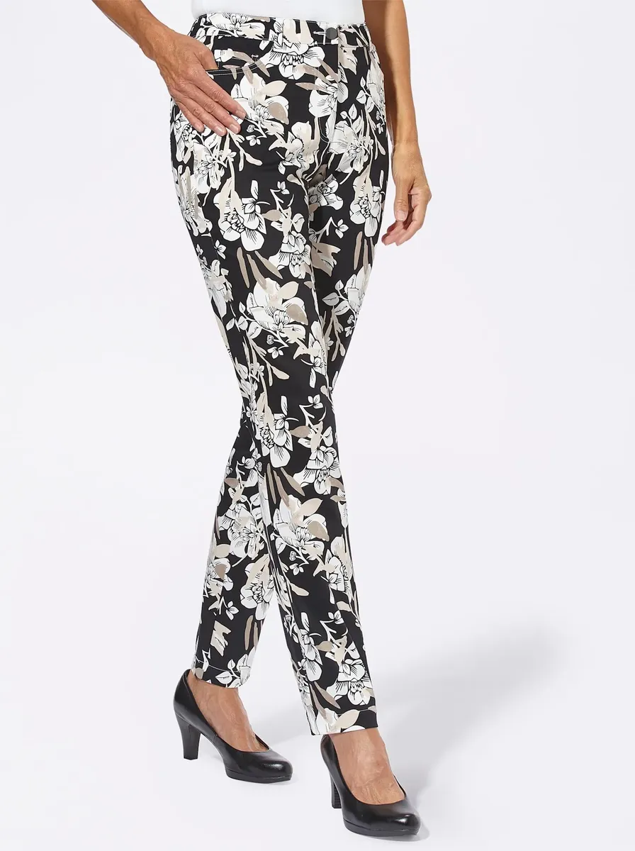 Женские тканые брюки Lady, цвет Schwarz-Ecru-Bedruckt
Женские тканые брюки Lady, цвет Schwarz-Ecru-Bedruckt