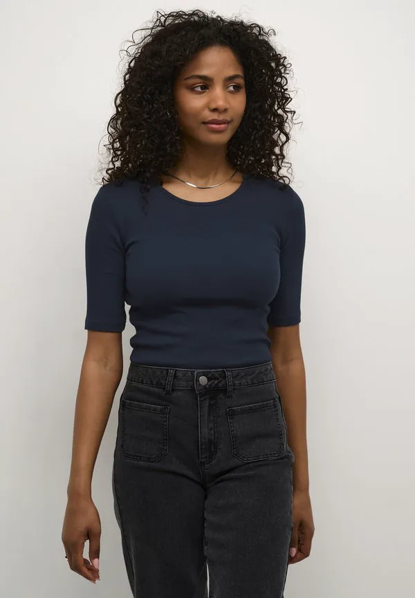 Базовая футболка kacarna t Kaffe, Midnight Marine, Синий, Базовая футболка kacarna t Kaffe, Midnight Marine
Базовая футболка kacarna t Kaffe, Midnight Marine, Синий, Базовая футболка kacarna t Kaffe, Midnight Marine