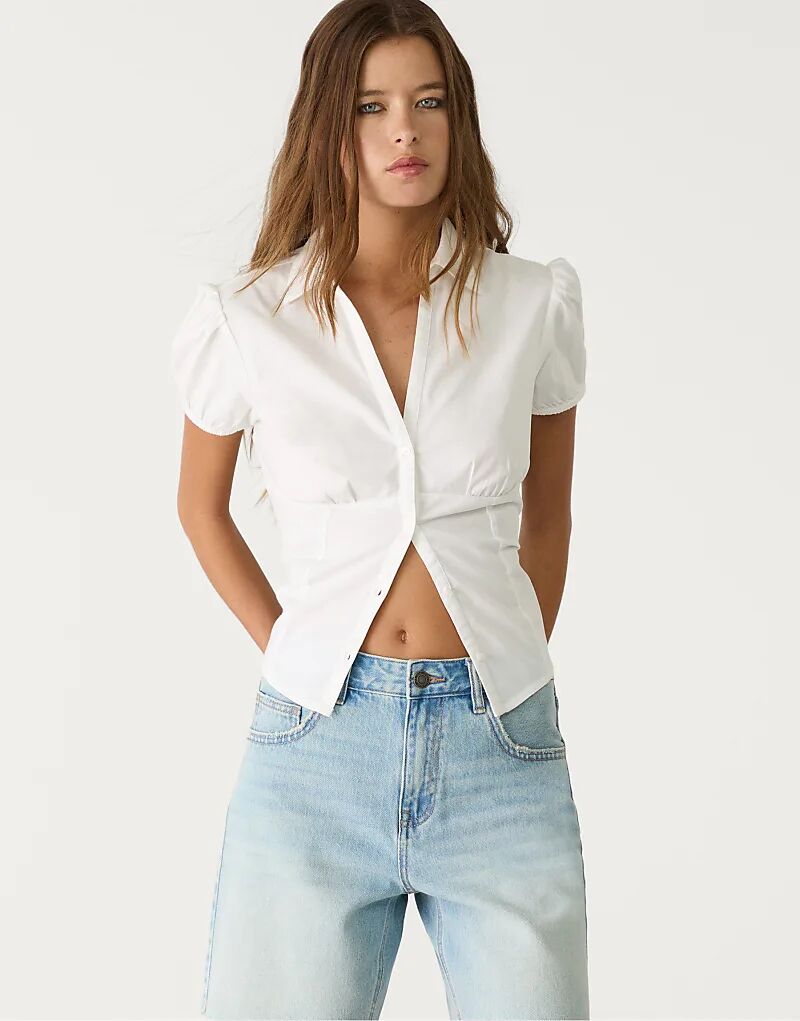 Джинсовые шорты-бермуды Stradivarius средней посадки светло-голубого цвета
Джинсовые шорты-бермуды Stradivarius средней посадки светло-голубого цвета