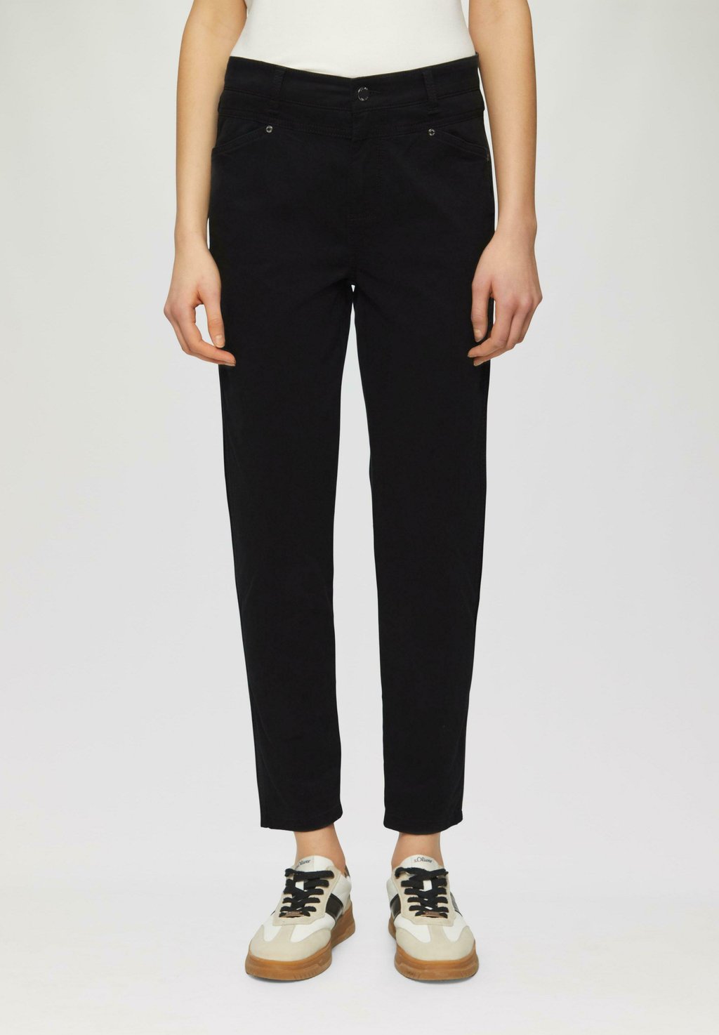 Брюки ANKLE IM AUS s.Oliver, черный
Брюки ANKLE IM AUS s.Oliver, черный