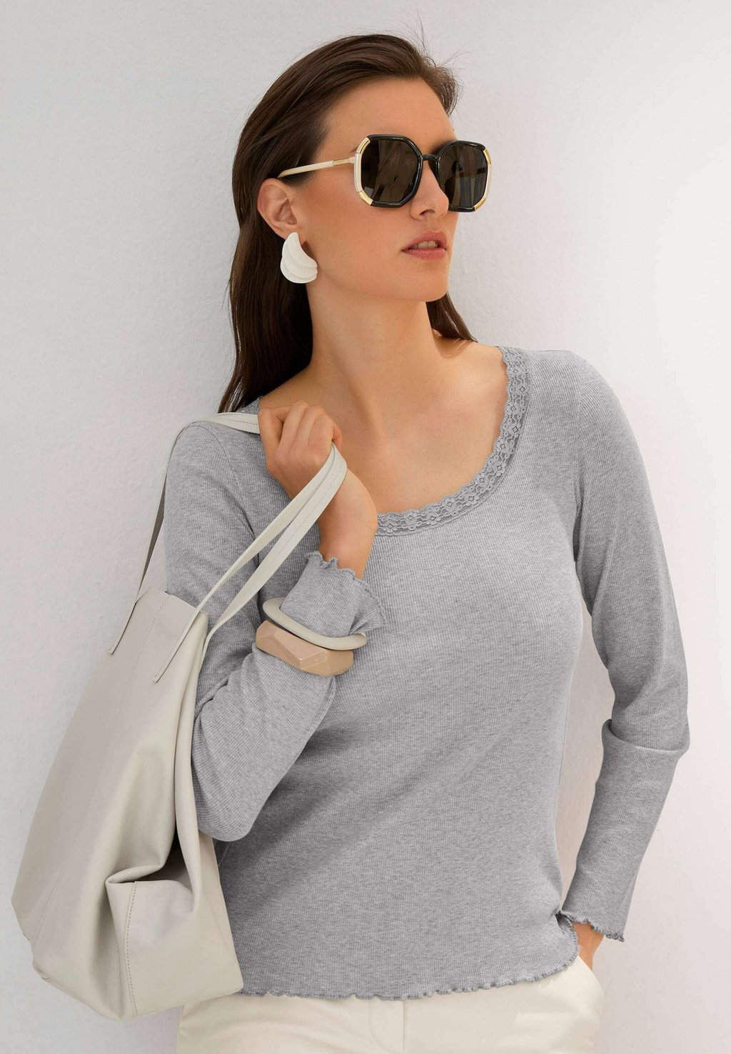 Топ с длинными рукавами MADELEINE, цвет Stone Grey Natural White Melange 
Топ с длинными рукавами MADELEINE, цвет Stone Grey Natural White Melange
