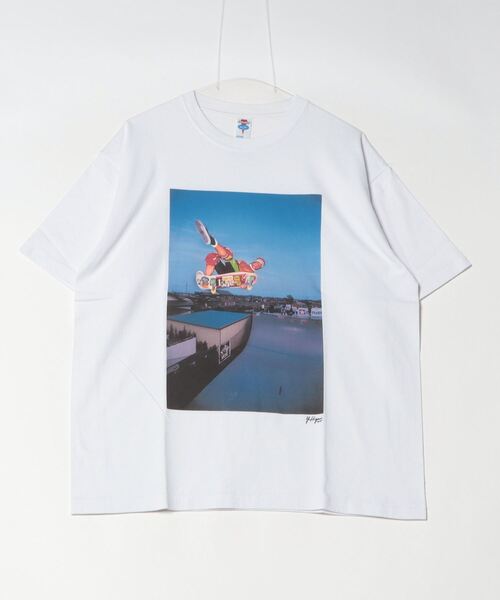 Футболка с коротким рукавом, коллаборация CHALLENGER x HOSOI, принт Hosoi Photo, белая
Футболка с коротким рукавом, коллаборация CHALLENGER x HOSOI, принт Hosoi Photo, белая