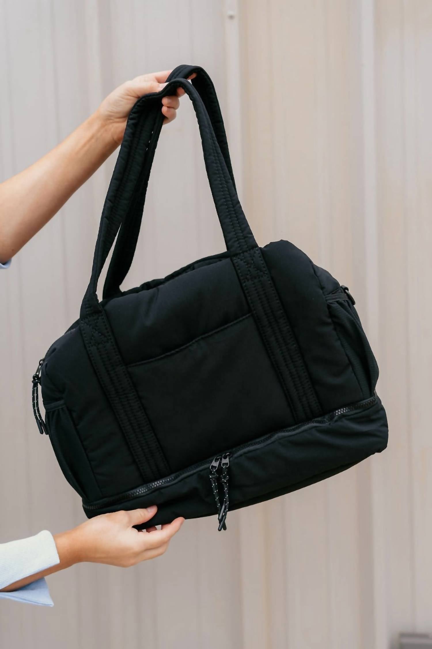 Женская сумка-тоут Isla в черном цвете Street Level
Женская сумка-тоут Isla в черном цвете Street Level