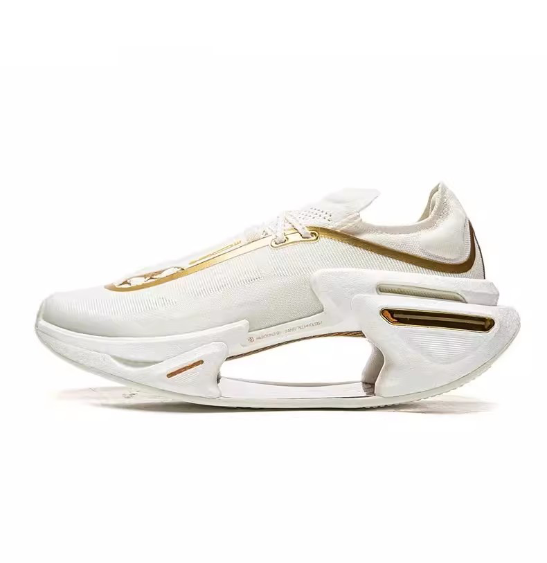 Беговые кроссовки Li-Ning Cushioning Low top Unisex, белый
Беговые кроссовки Li-Ning Cushioning Low top Unisex, белый