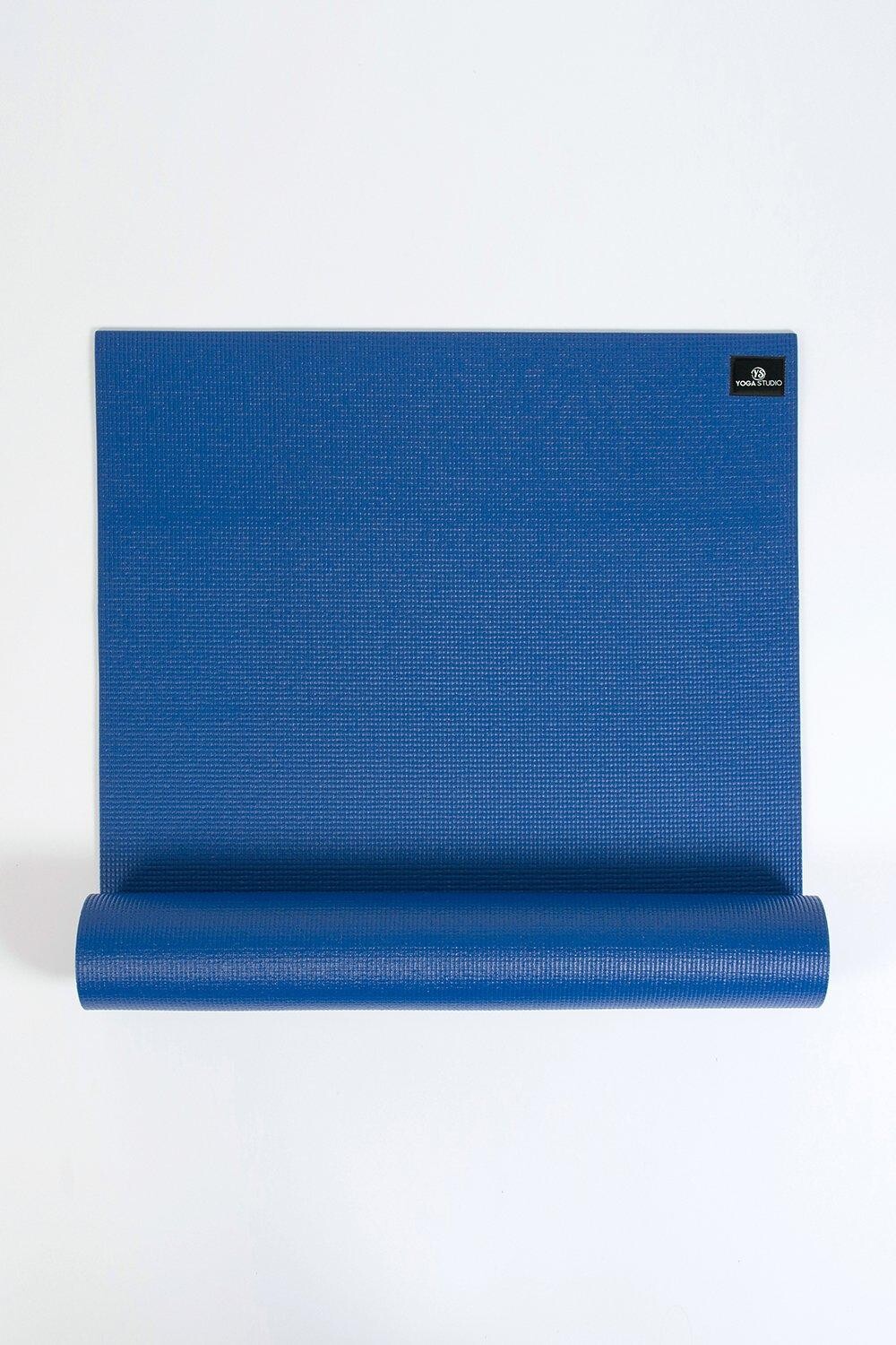 Липкий коврик для йоги 6 мм Yoga Studio, синий
Липкий коврик для йоги 6 мм Yoga Studio, синий