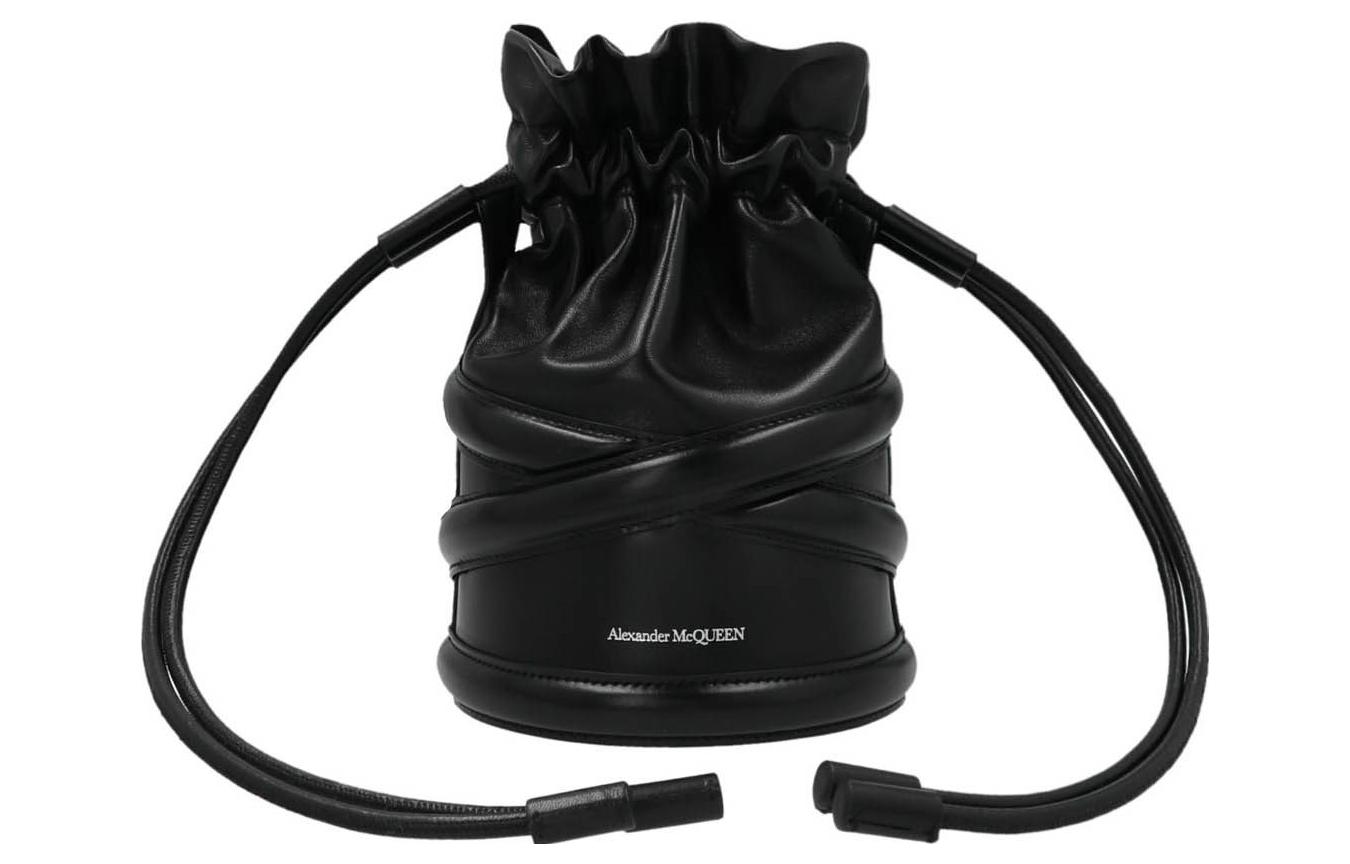 Alexander McQueen Кожаная сумка через плечо женская черная
Alexander McQueen Кожаная сумка через плечо женская черная