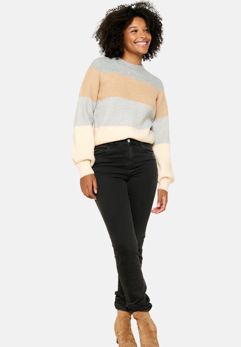 Джемпер COLOURBLOCK LolaLiza, серый
Джемпер COLOURBLOCK LolaLiza, серый