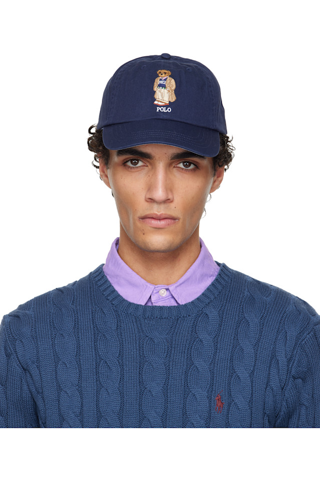 Polo Ralph Lauren Бейсболка из саржевой ткани с изображением медведя в темно-синем цвете
Polo Ralph Lauren Бейсболка из саржевой ткани с изображением медведя в темно-синем цвете