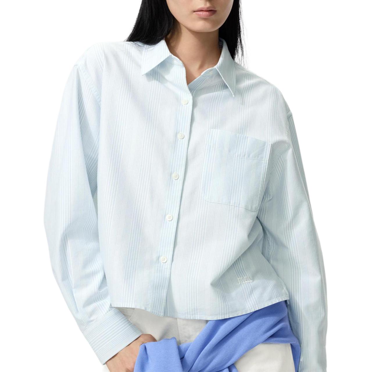 Uniqlo Женская рубашка светло-голубого цвета с умеренным воротником
Uniqlo Женская рубашка светло-голубого цвета с умеренным воротником