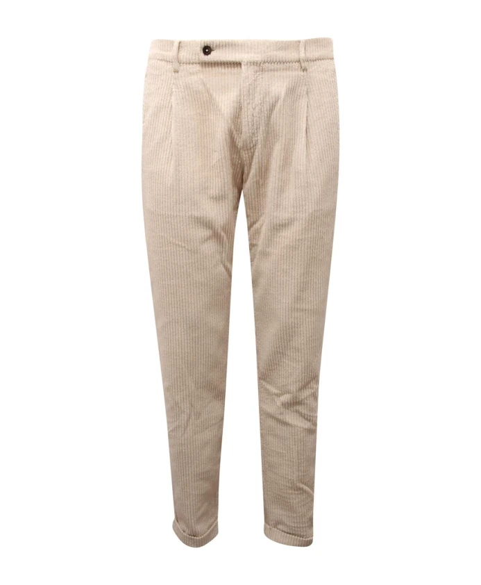 Бархатные брюки модели «латте», производство Италия. Berwick, белый
Бархатные брюки модели «латте», производство Италия. Berwick, белый