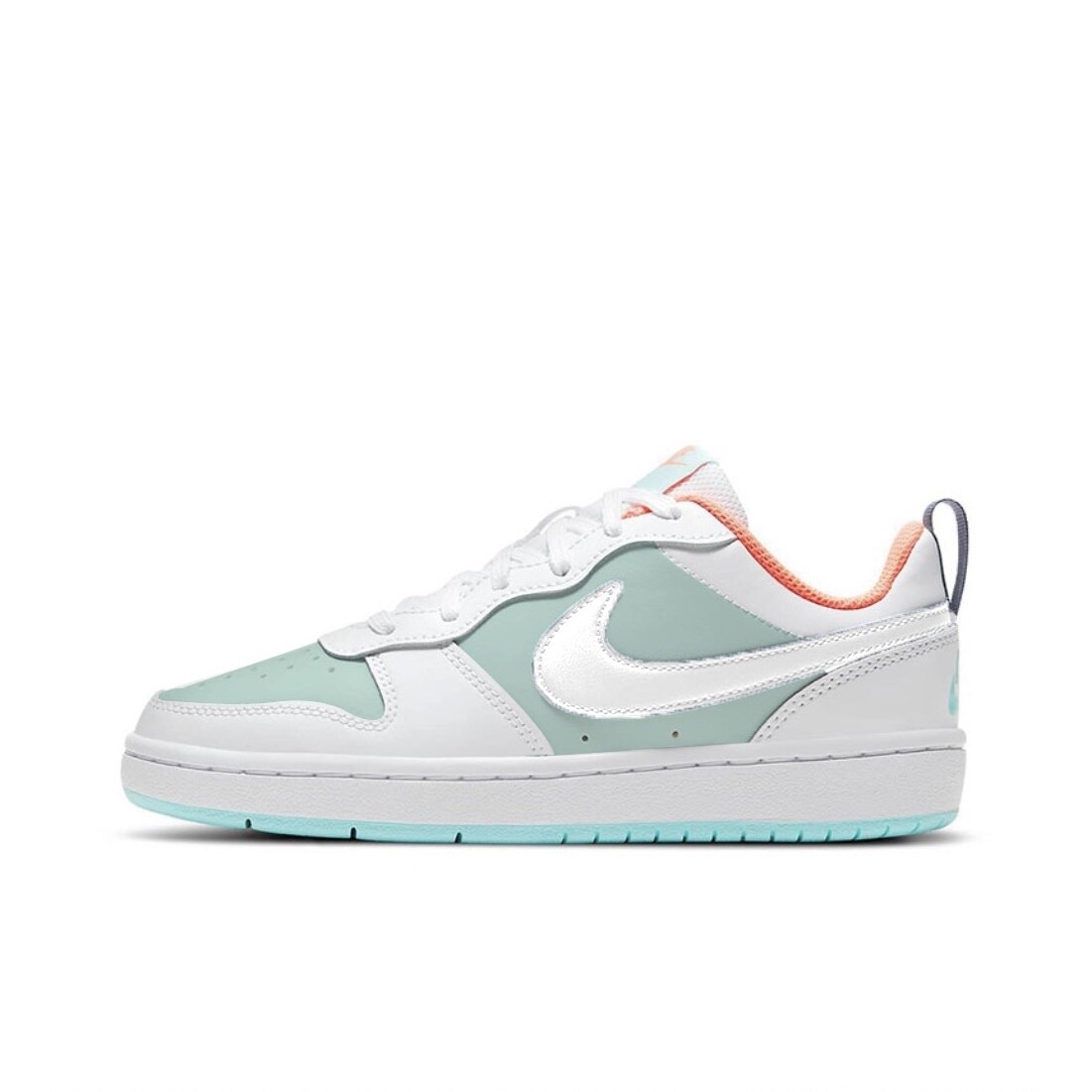 Кроссовки Nike Court Borough 2 Skateboarding Shoes Women's Low-top White/green, зеленый
Кроссовки Nike Court Borough 2 Skateboarding Shoes Women's Low-top White/green, зеленый