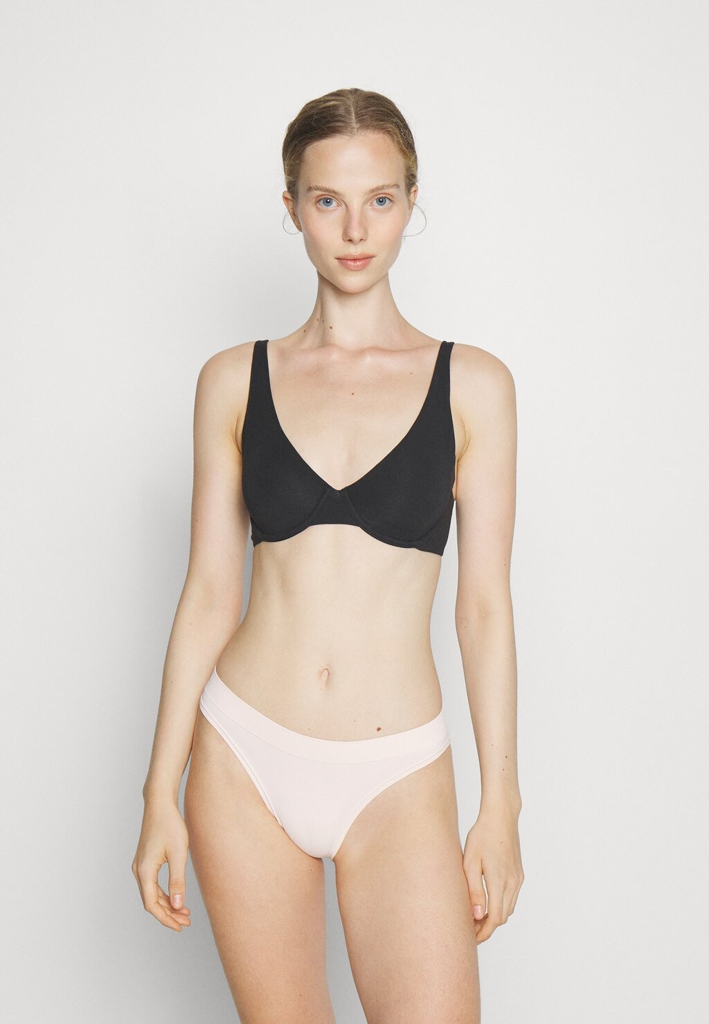 Трусики ROSANNE 5 PACK DORINA, черный
Трусики ROSANNE 5 PACK DORINA, черный