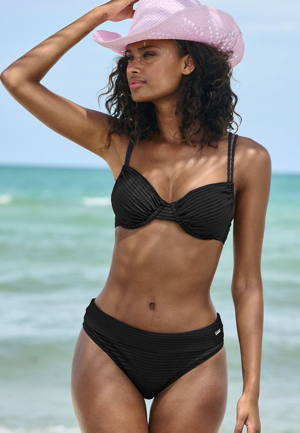 Бикини SET Venice Beach, черный
Бикини SET Venice Beach, черный