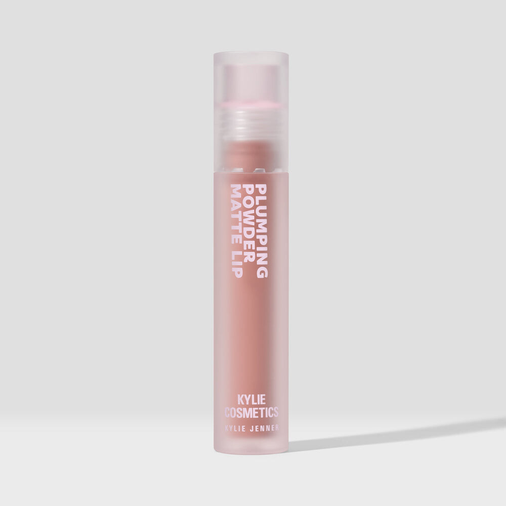 Жидкая помада Kylie Cosmetics Plumping Powder Matte Lip, light peachy nude/nude mood
Жидкая помада Kylie Cosmetics Plumping Powder Matte Lip, light peachy nude/nude mood