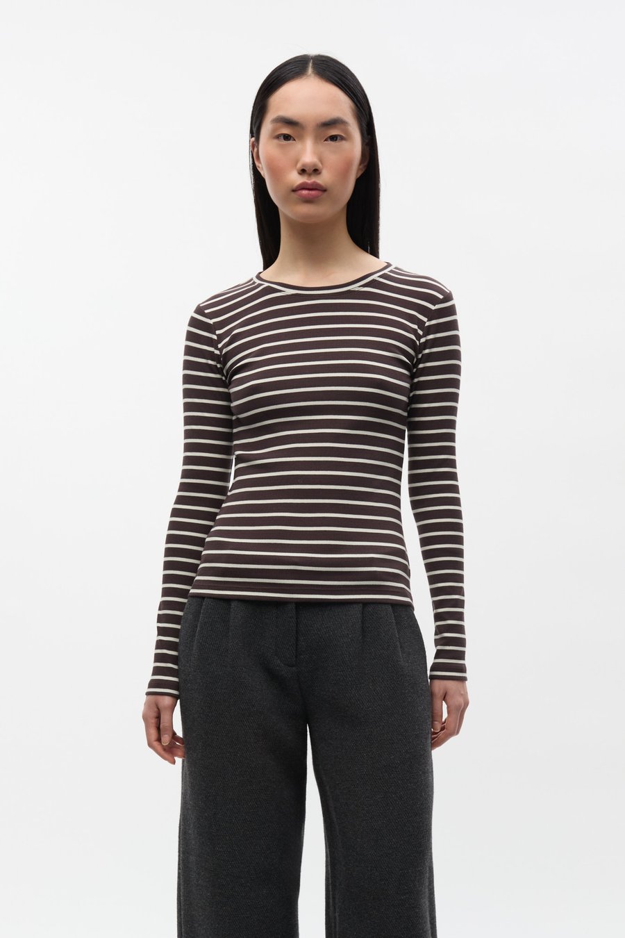 Топ Envii ALLY O NECK , Moonstruck/Chocolate/Brown
Топ Envii ALLY O NECK , Moonstruck/Chocolate/Brown