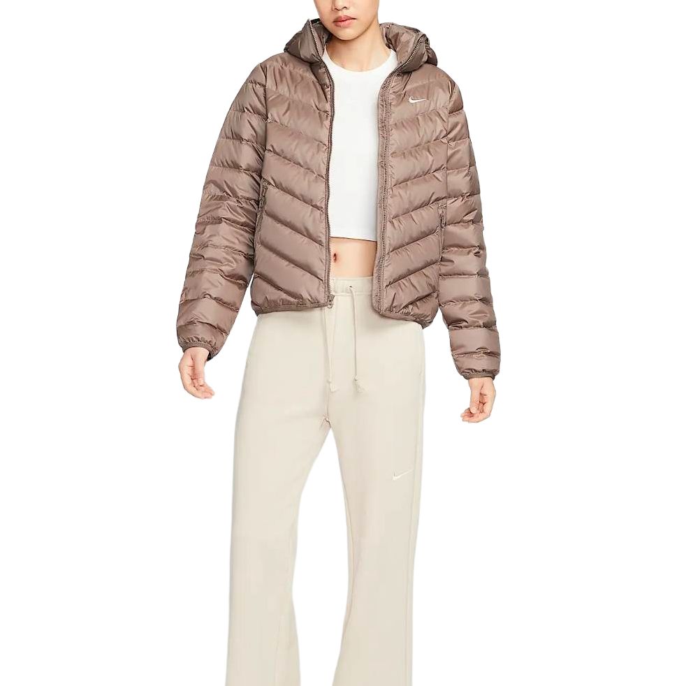 Куртка Therma FIT FW25 Sportswear Windpuffer WINDRUNNER Down женская Nike, коричневый/белый
Куртка Therma FIT FW25 Sportswear Windpuffer WINDRUNNER Down женская Nike, коричневый/белый