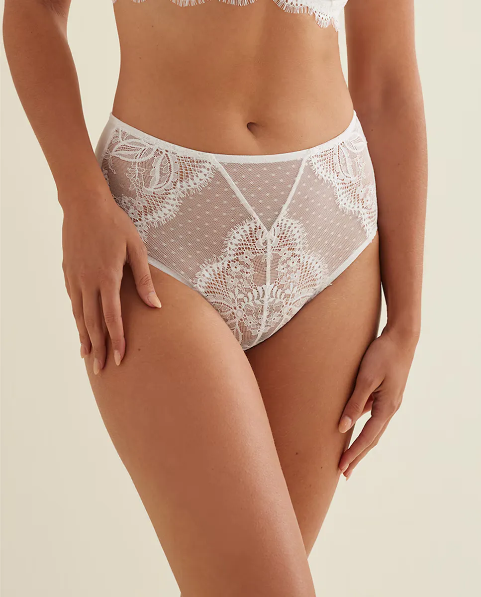 Высокие кружевные трусики Promise, белый
Высокие кружевные трусики Promise, белый