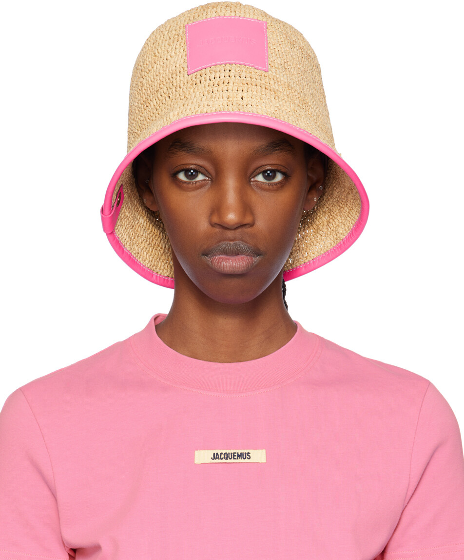 Бежево-розовая шляпа Le bob Soli Jacquemus
Бежево-розовая шляпа Le bob Soli Jacquemus