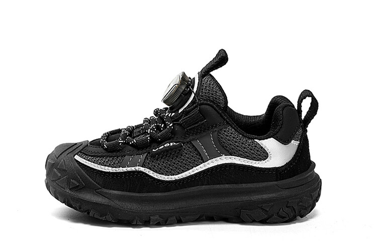 Детские кроссовки Kids Low-top Black Jeep, черный
Детские кроссовки Kids Low-top Black Jeep, черный