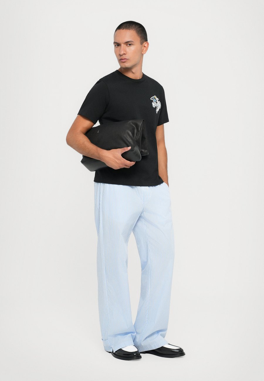 Футболка Fiorucci LOGO UNISEX, Black
Футболка Fiorucci LOGO UNISEX, Black