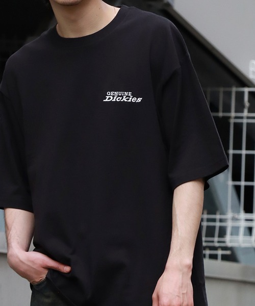 Футболка свободного кроя с вышитым логотипом Dickies, черная
Футболка свободного кроя с вышитым логотипом Dickies, черная