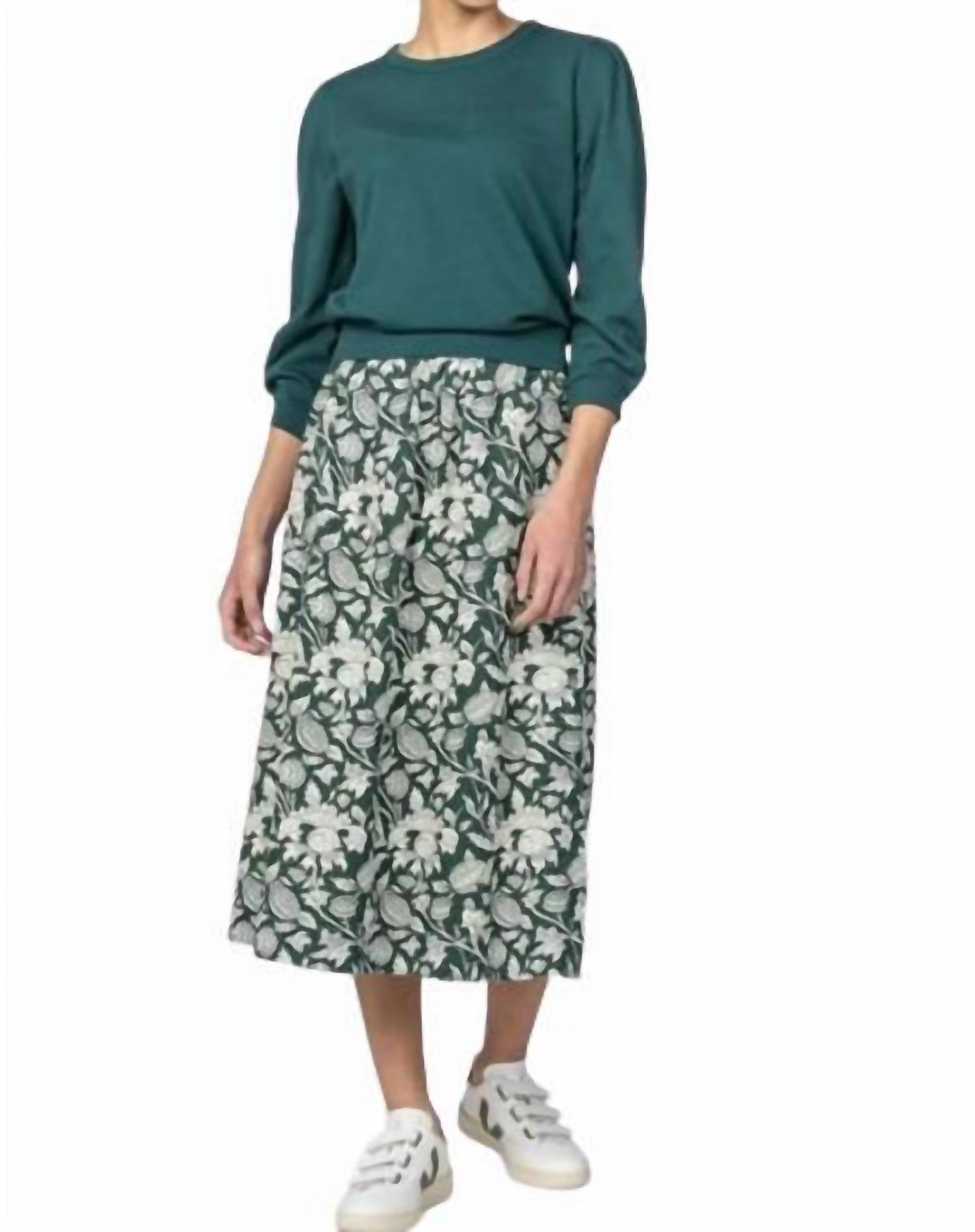 Свитшот из махровой ткани с круглым вырезом и длинными рукавами цвета сосны Lilla P, цвет pine
Свитшот из махровой ткани с круглым вырезом и длинными рукавами цвета сосны Lilla P, цвет pine