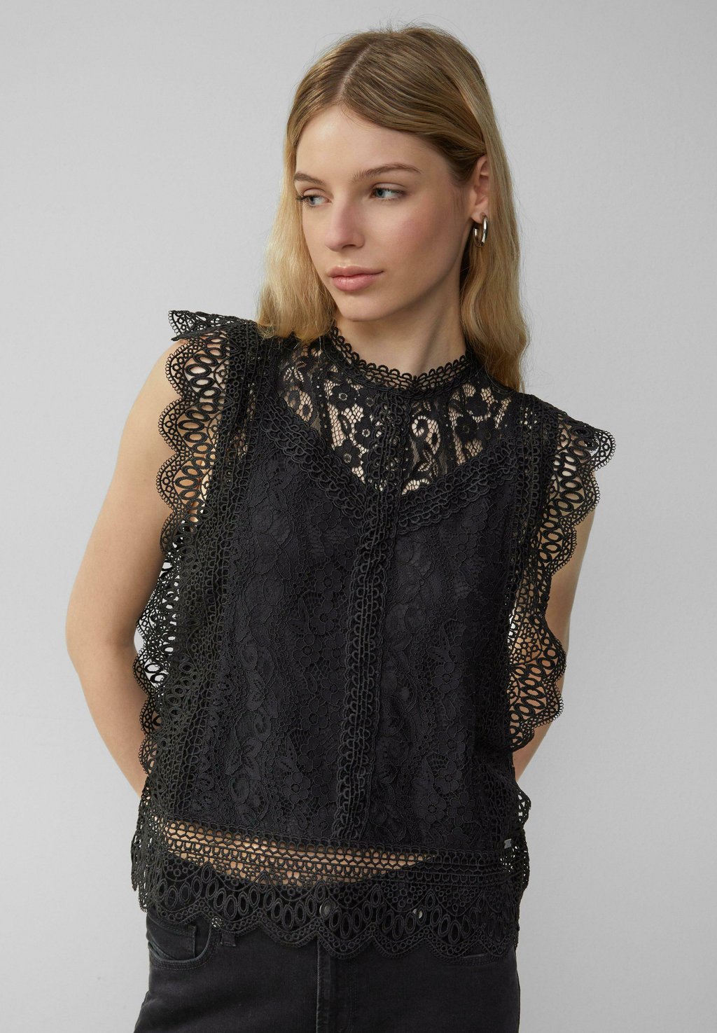 Блуза QS, черный
Блуза QS, черный