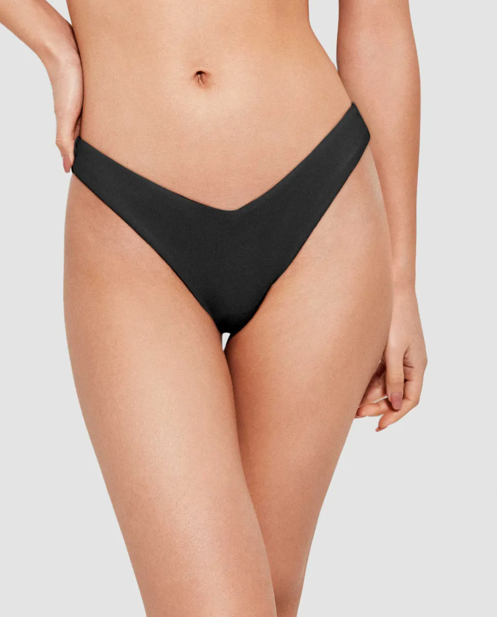 Плавки бикини V-образной формы из гладкой ткани, вырезанные лазером Gisela, черный
Плавки бикини V-образной формы из гладкой ткани, вырезанные лазером Gisela, черный