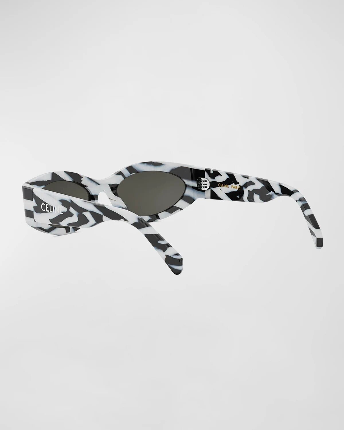 Мужские однотонные овальные солнцезащитные очки из ацетата Celine, цвет Black White Smoke
Мужские однотонные овальные солнцезащитные очки из ацетата Celine, цвет Black White Smoke